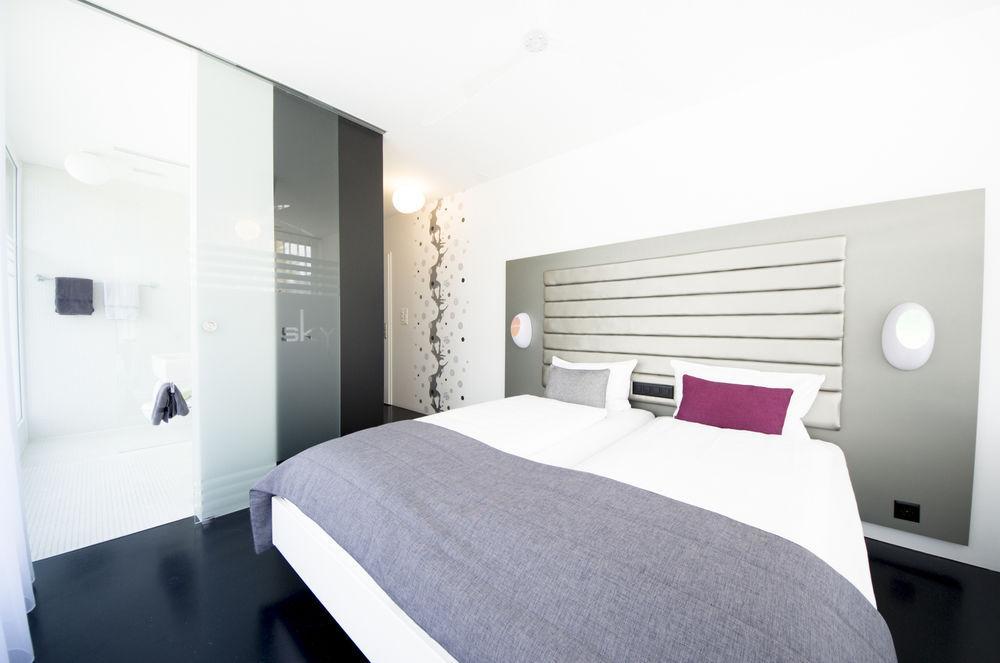 Sky Design Motel 3*